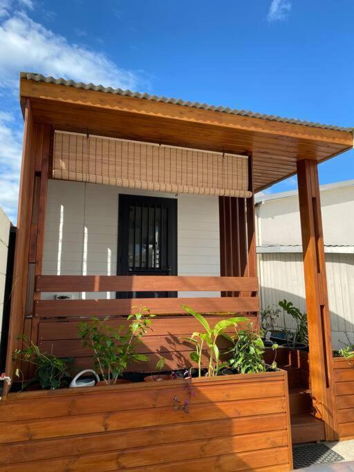 Tiny Kaz Apartment Сен-Пиер Екстериор снимка