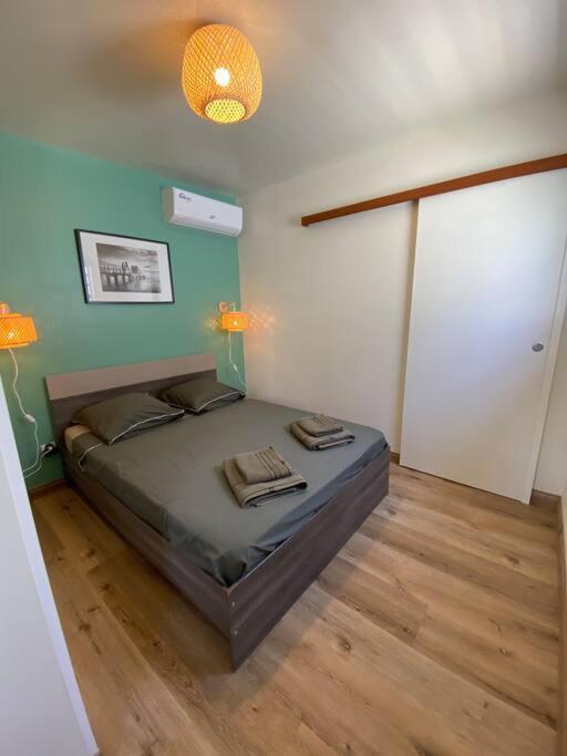 Tiny Kaz Apartment Сен-Пиер Екстериор снимка